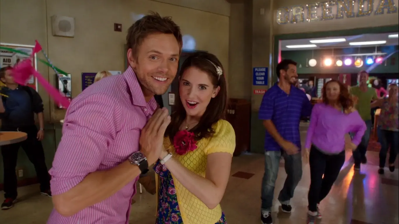 《废柴联盟 第三季》：爆笑升级！社区大学的荒诞喜剧回归